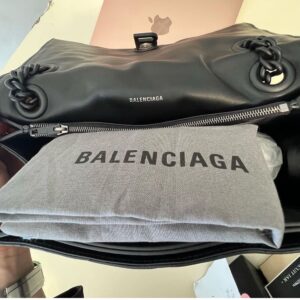 BALENCIAGA Crush